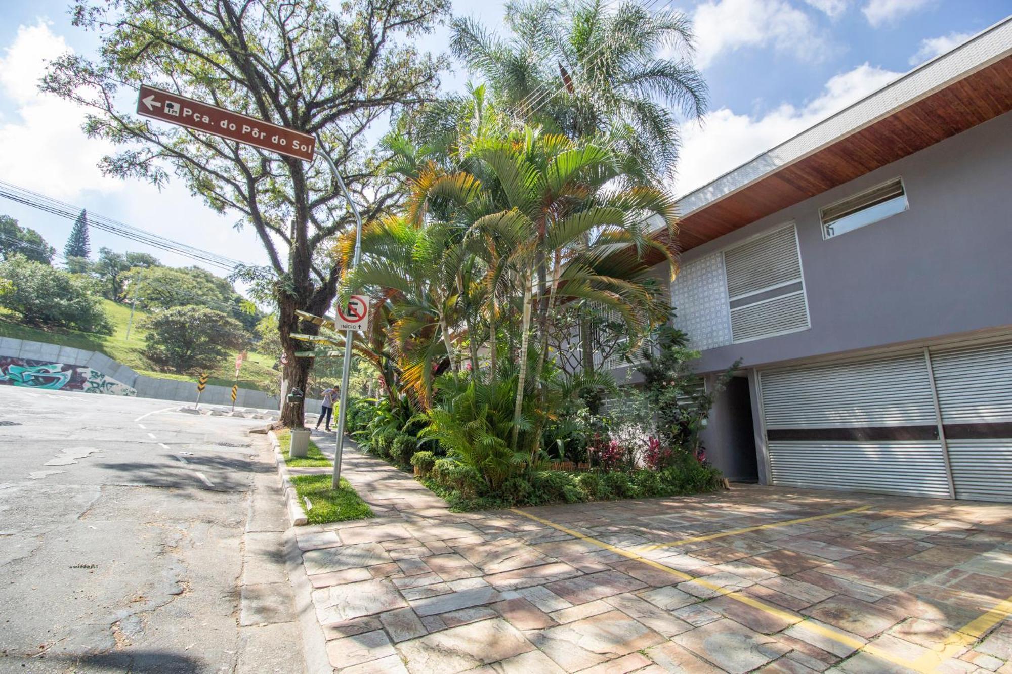 Apartamento Com Quintal Em Alto De Pinheiros São Paulo Luaran gambar